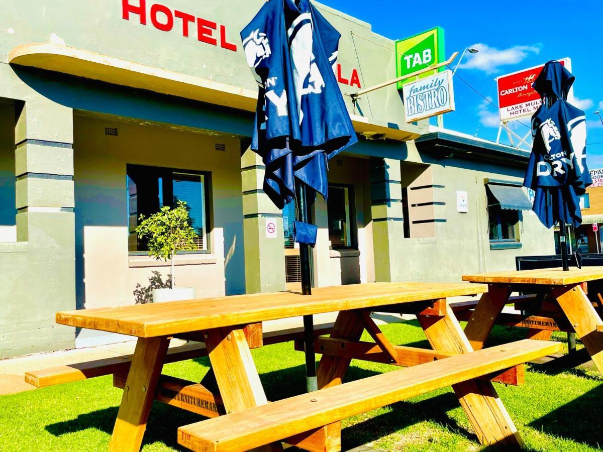 Lake Mulwala Hotel Exterior photo